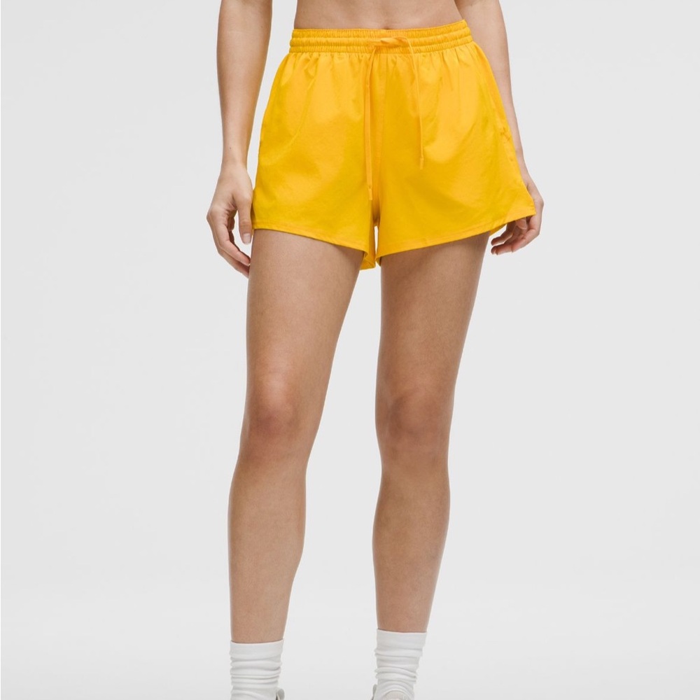 Pace Rival High-Rise Short 3"